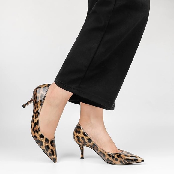 Women's Shoes Low Heels Pointy Toe Kitten Heel Daily Pumps - Picture 1 of 6